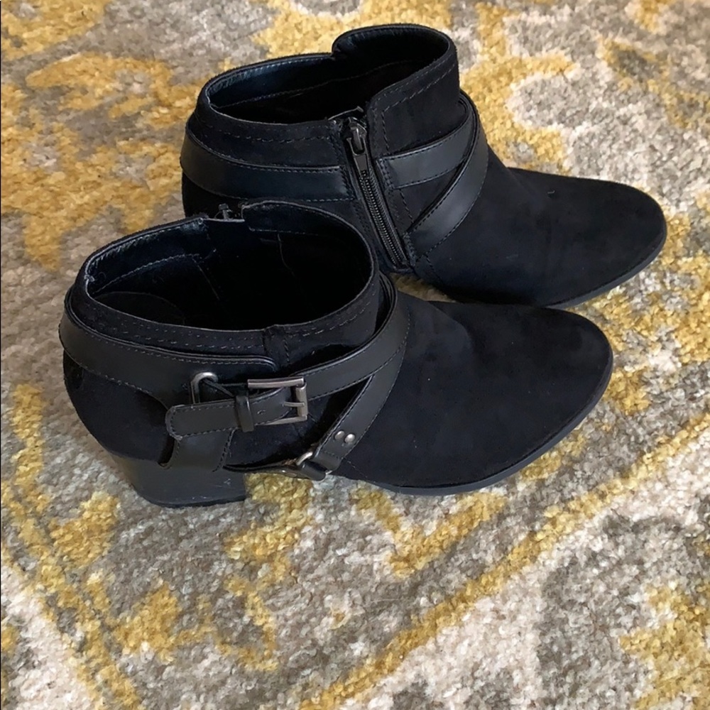 Indigo Rd. Strappy Booties